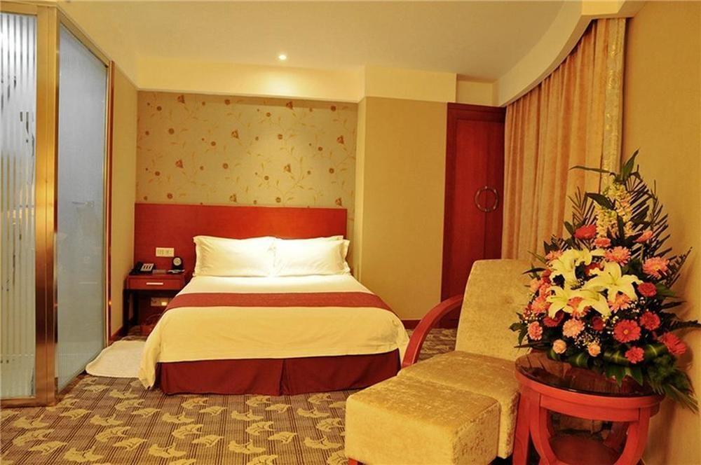 Luoyang Grand Hotel Exterior photo