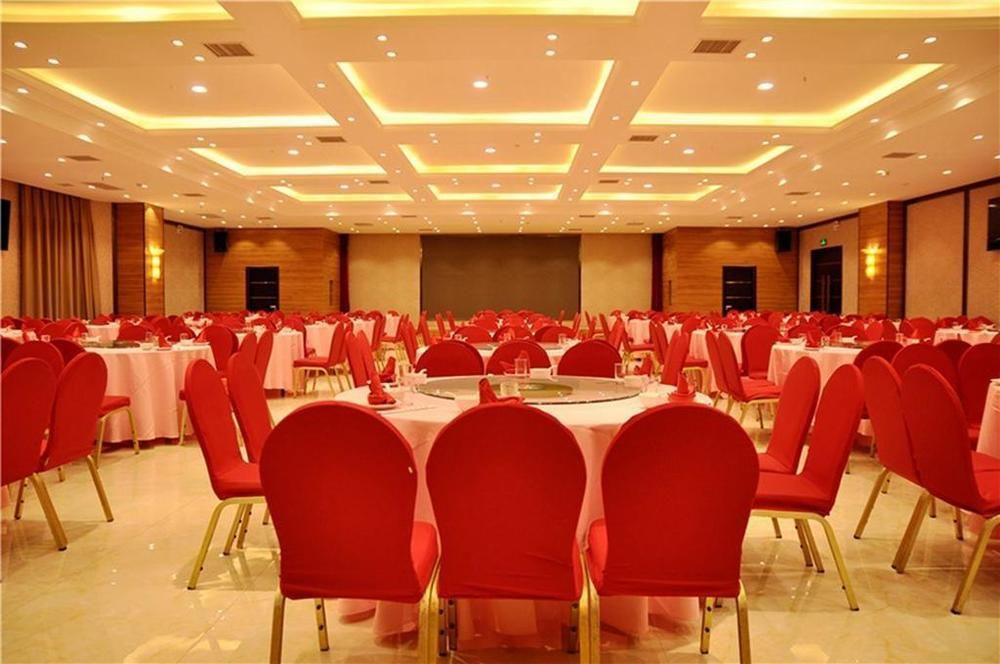 Luoyang Grand Hotel Exterior photo