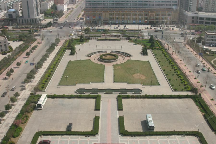 Luoyang Grand Hotel Exterior photo